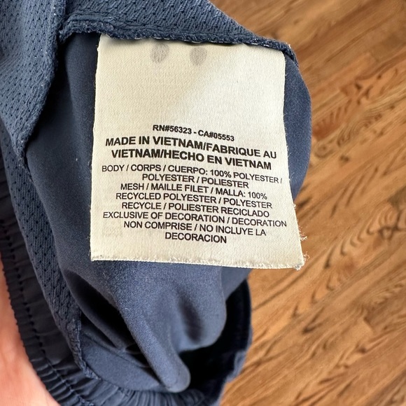 Men’s Nike Running Shorts Size L, 7” inseam - Picture 4 of 5